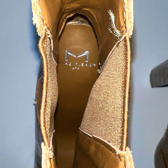 Marc Fisher LTD Women's Chelsea Boots Size 7M Garliss Leather Pointed Toe Shoes - Picture 13 of 13